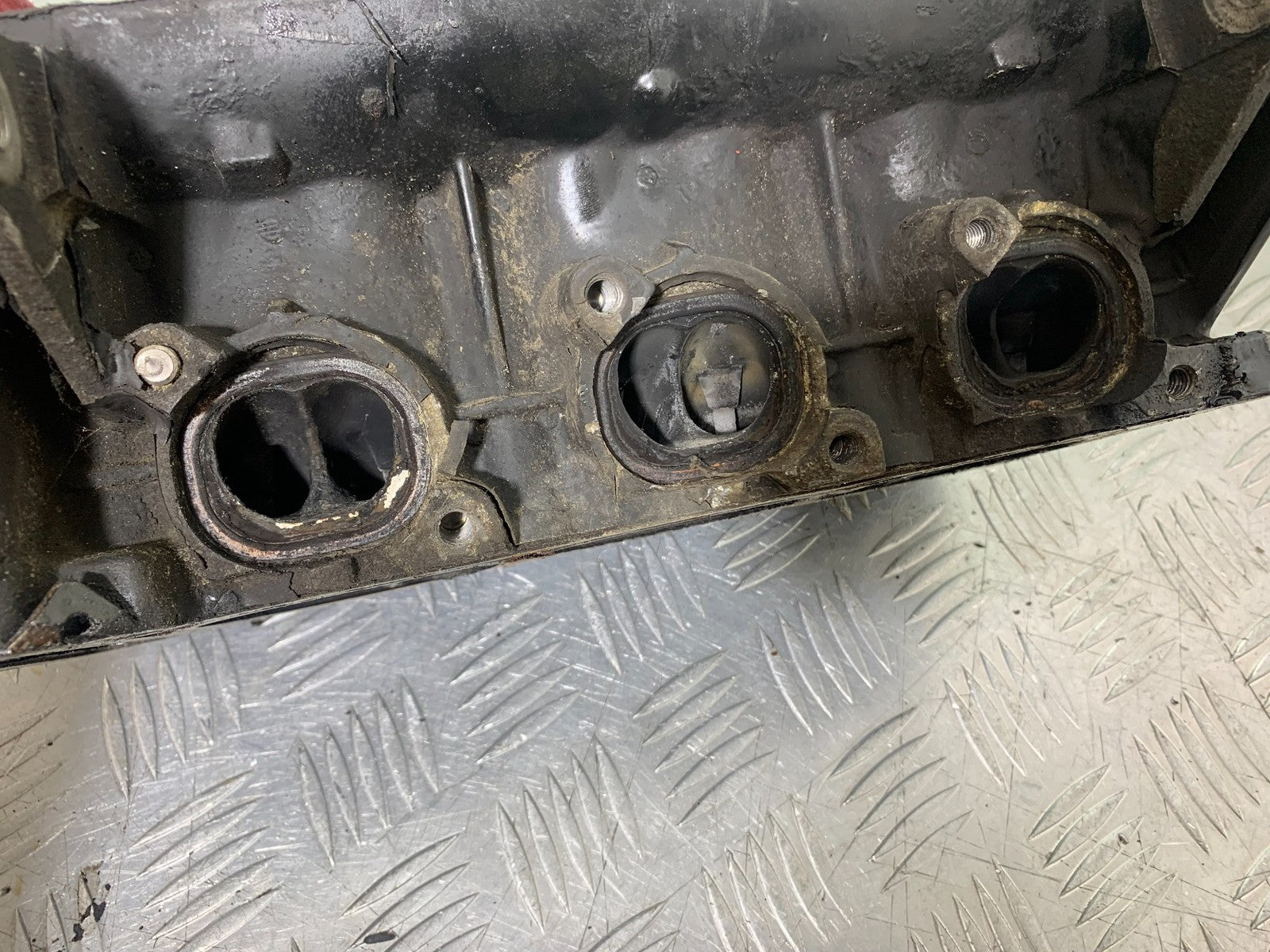 TRIUMPH 955i SPRINT ST CYLINDER HEAD AND CAMS   YEAR 1999-2004