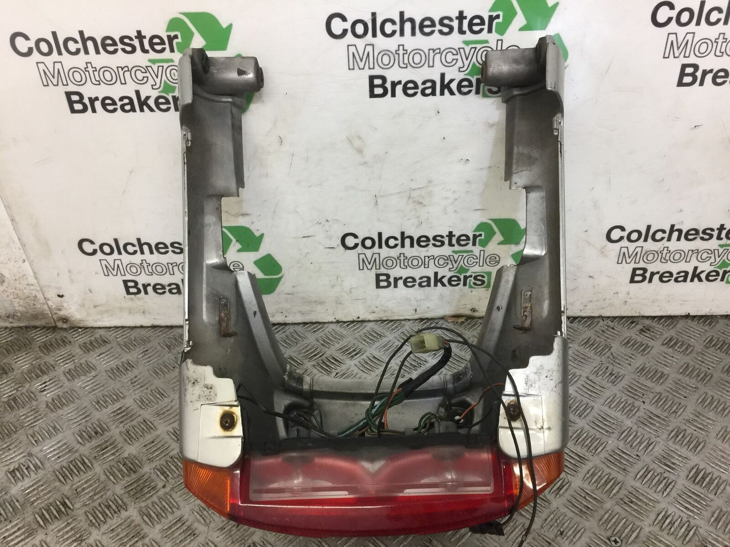 HONDA ST1100 ST 1100 PAN EUROPEAN TAIL PIECE REAR LIGHT YEAR 1992 (STOCK NO 584)
