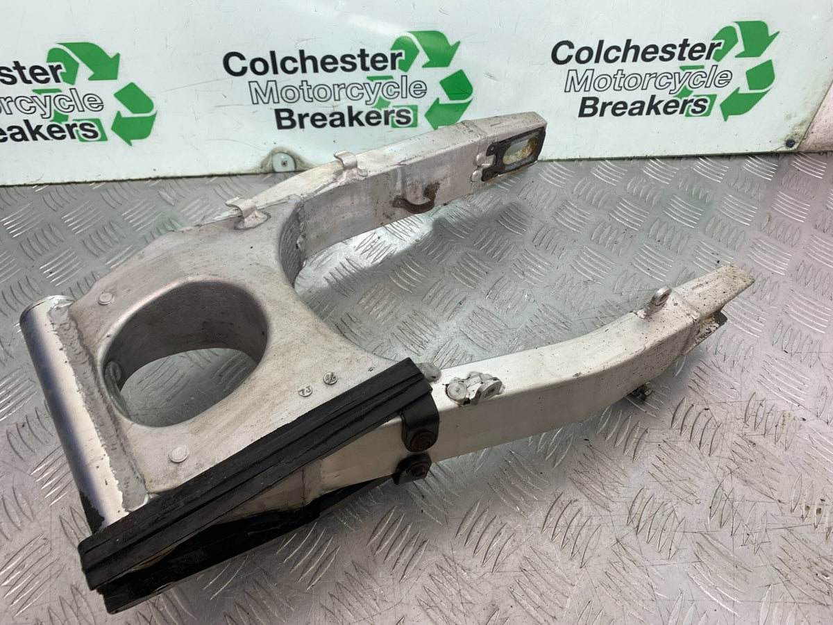SUZUKI GSXR600 GSXR 600 SRAD SWINGARM  YEAR 1997-2000 (CMB1276)
