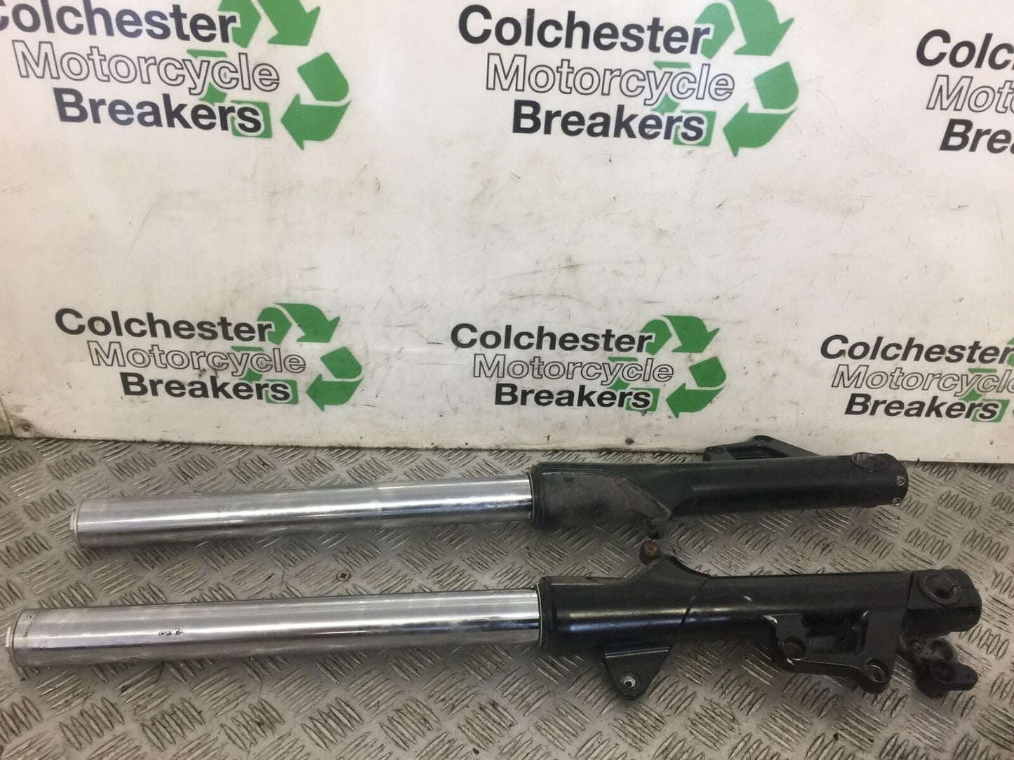 MOTO GUZZI SPORT 4V FORKS   YEAR 2009 (STOCK 469)