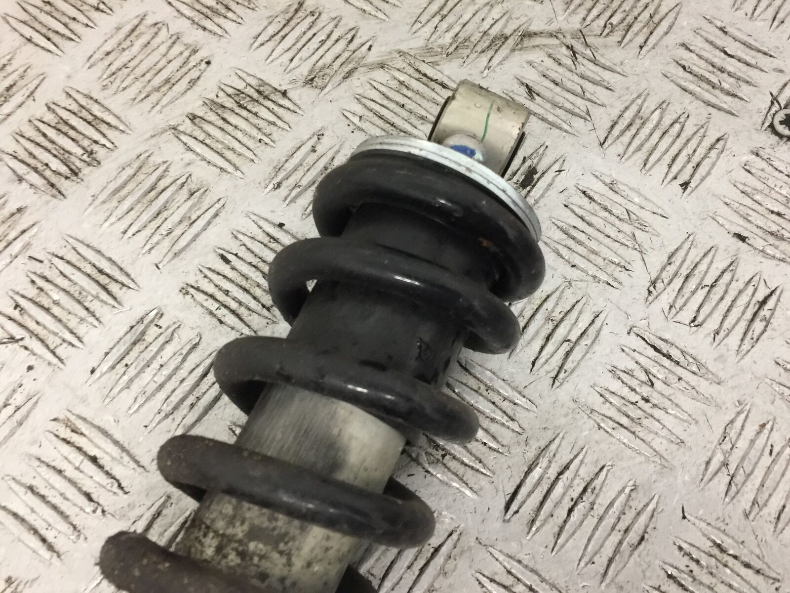 SUZUKI GSX-S 125 REAR SHOCK   YEAR 2017-2020  (STOCK 779)