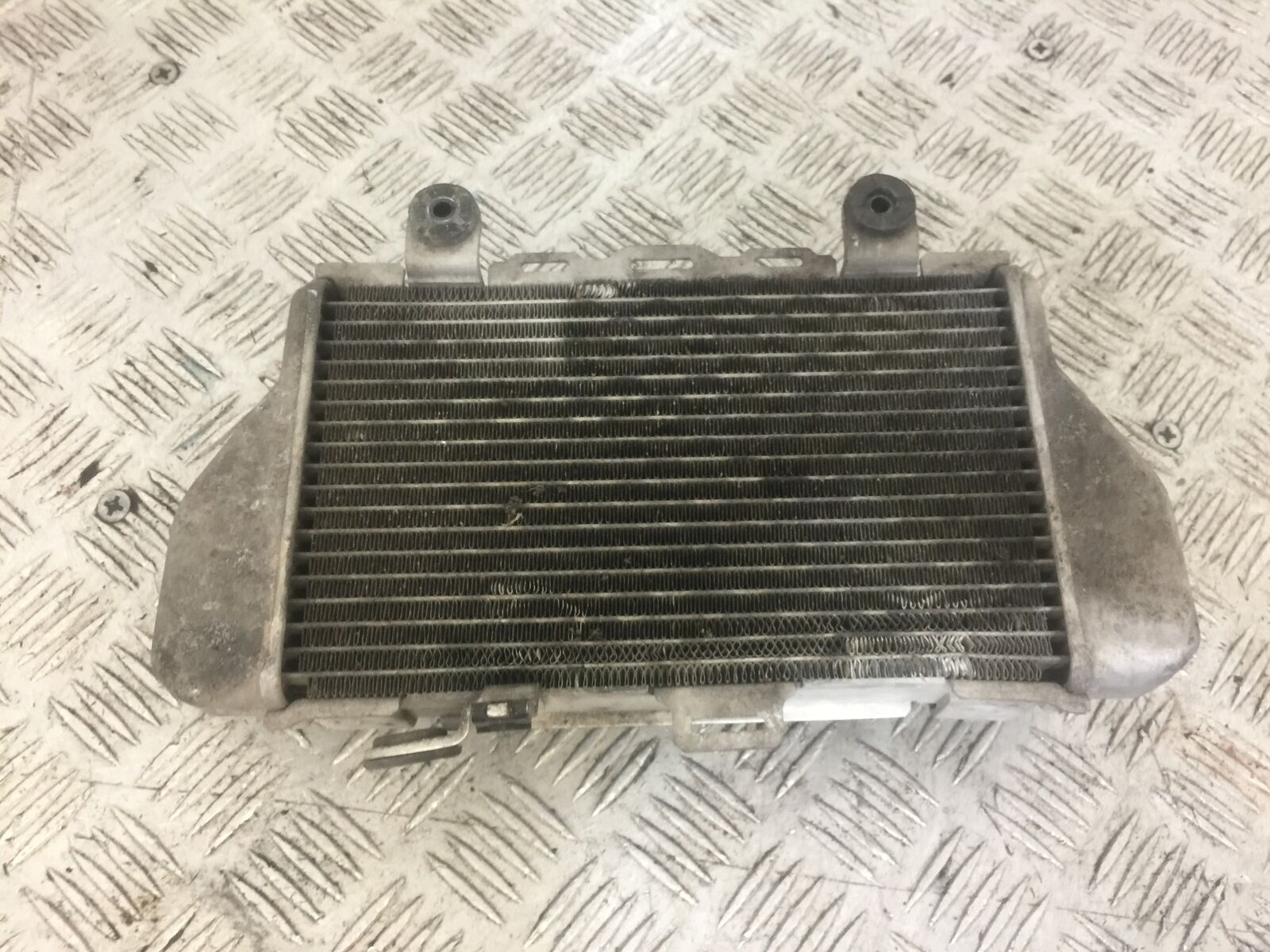 HONDA CRF1000 AFRICA TWIN LEFT RADIATOR   YEAR 2016-2019 (STOCK 695)
