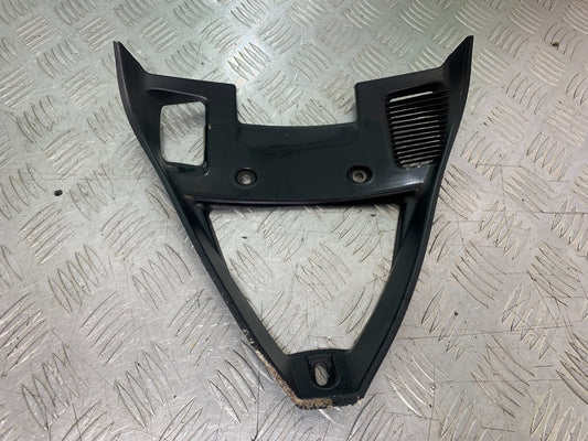 DUCATI 1198 S  FAIRING V-PIECE   YEAR 2009-2011 (CMB1219)