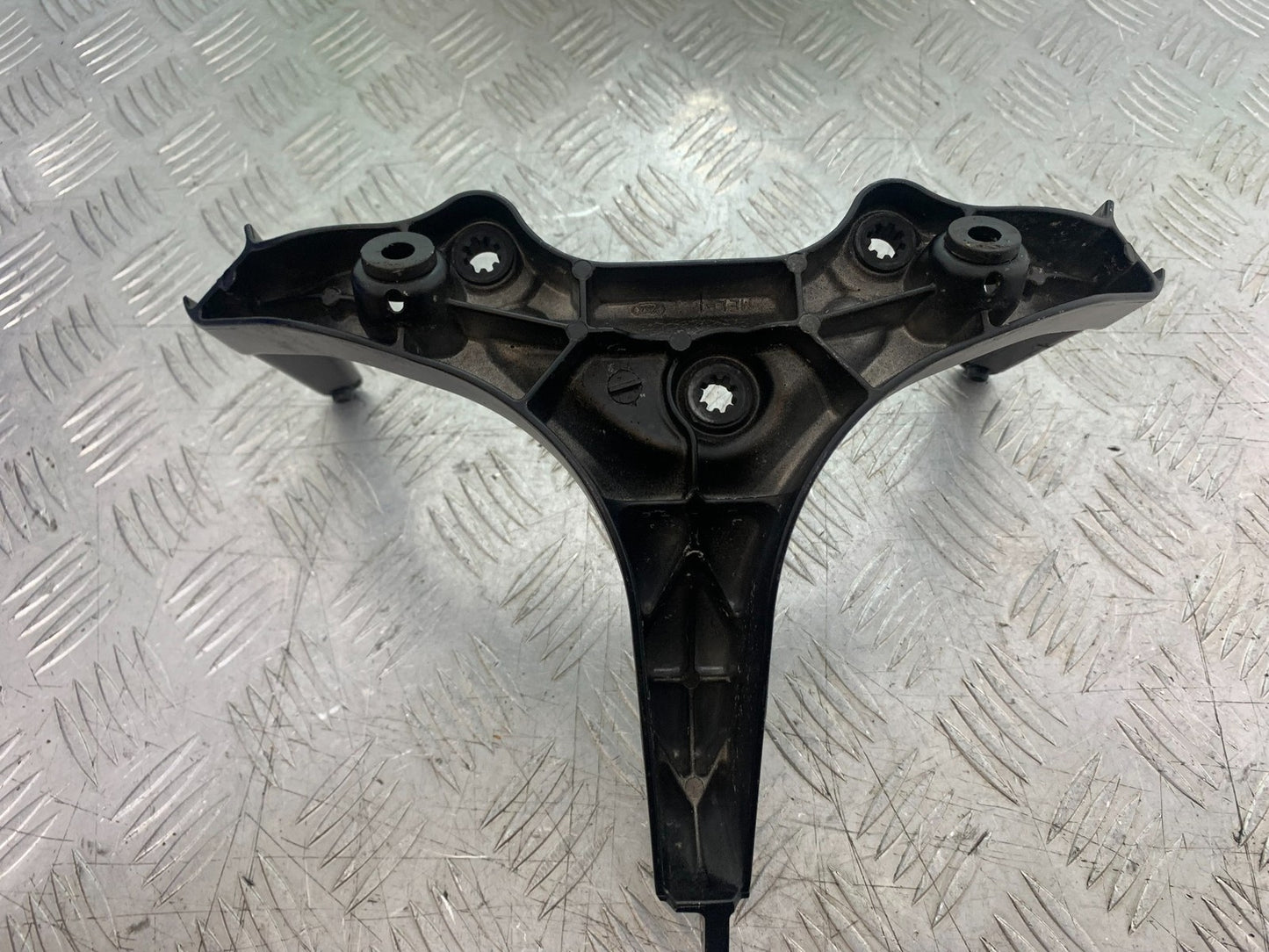 HONDA CBR1000 rr FIREBLADE FAIRING BRACKET  YEAR 2006 (CMB1220)