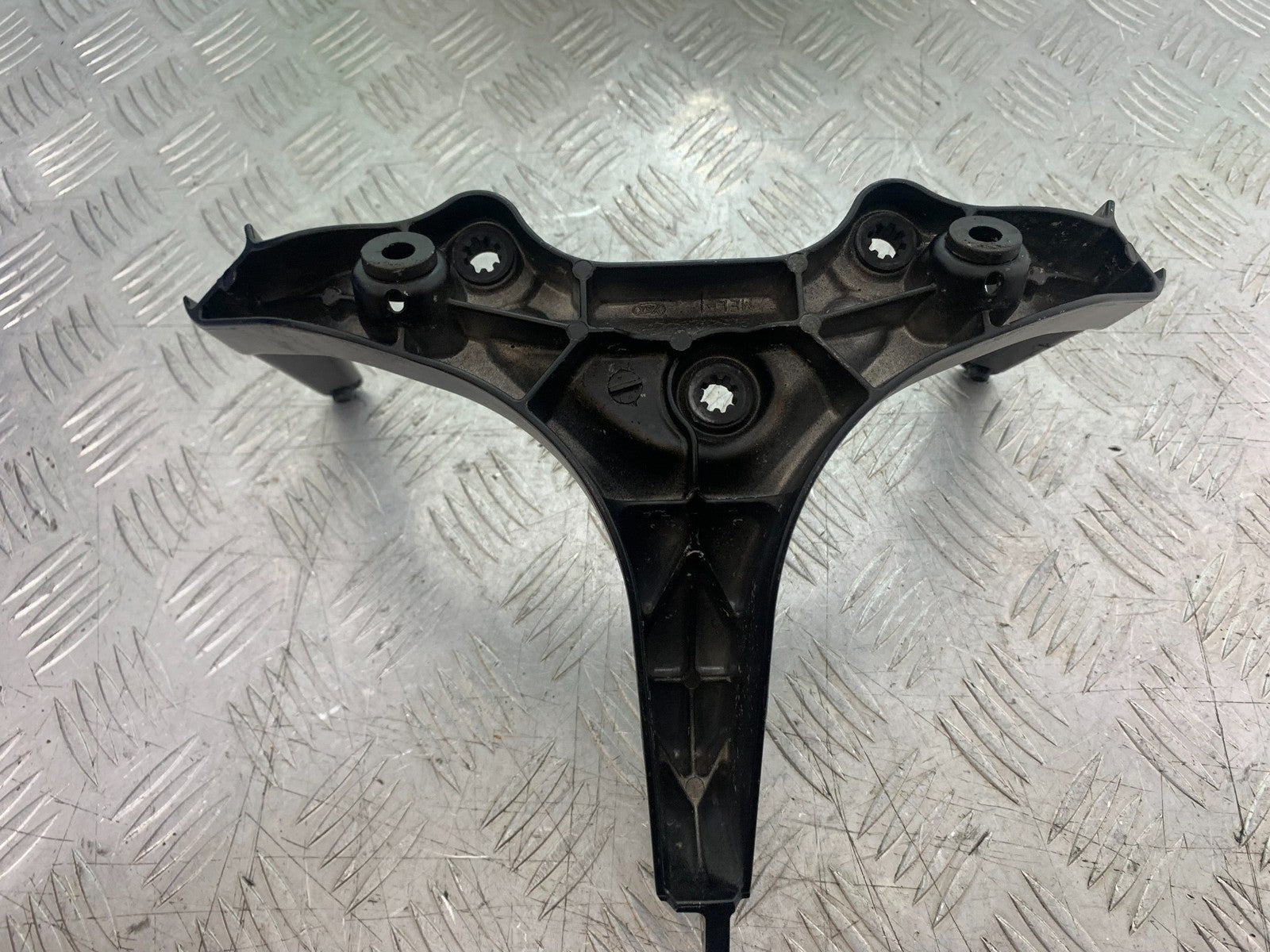 HONDA CBR1000 rr FIREBLADE FAIRING BRACKET  YEAR 2006 (CMB1220)
