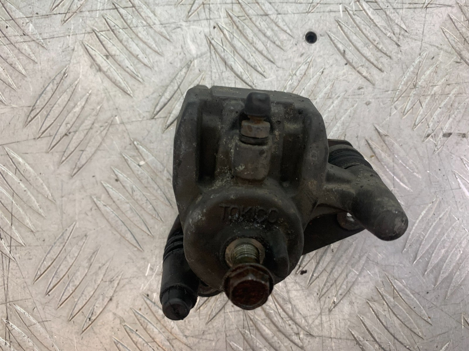 KAWASAKI Z750 Z 750 REAR BRAKE CALIPER YEAR 2004-2006  (CMB1234)