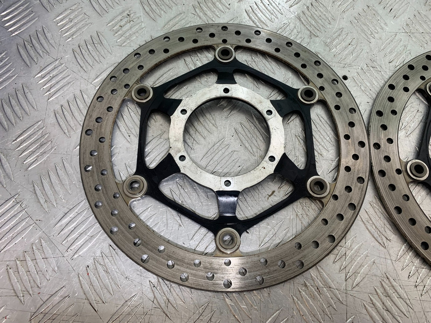 HONDA CBR1000 rr FIREBLADE FRONT BRAKE DISCS   2008-2011 (CMB1253)