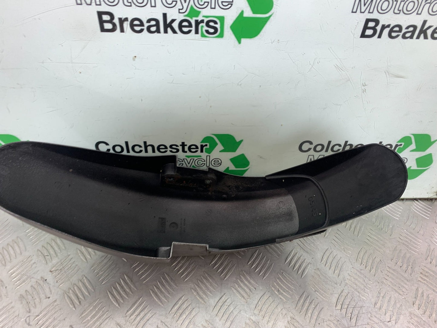 HONDA XL125 VARADERO FRONT MUDGUARD  YEAR 2001-2006  (CMB1304)