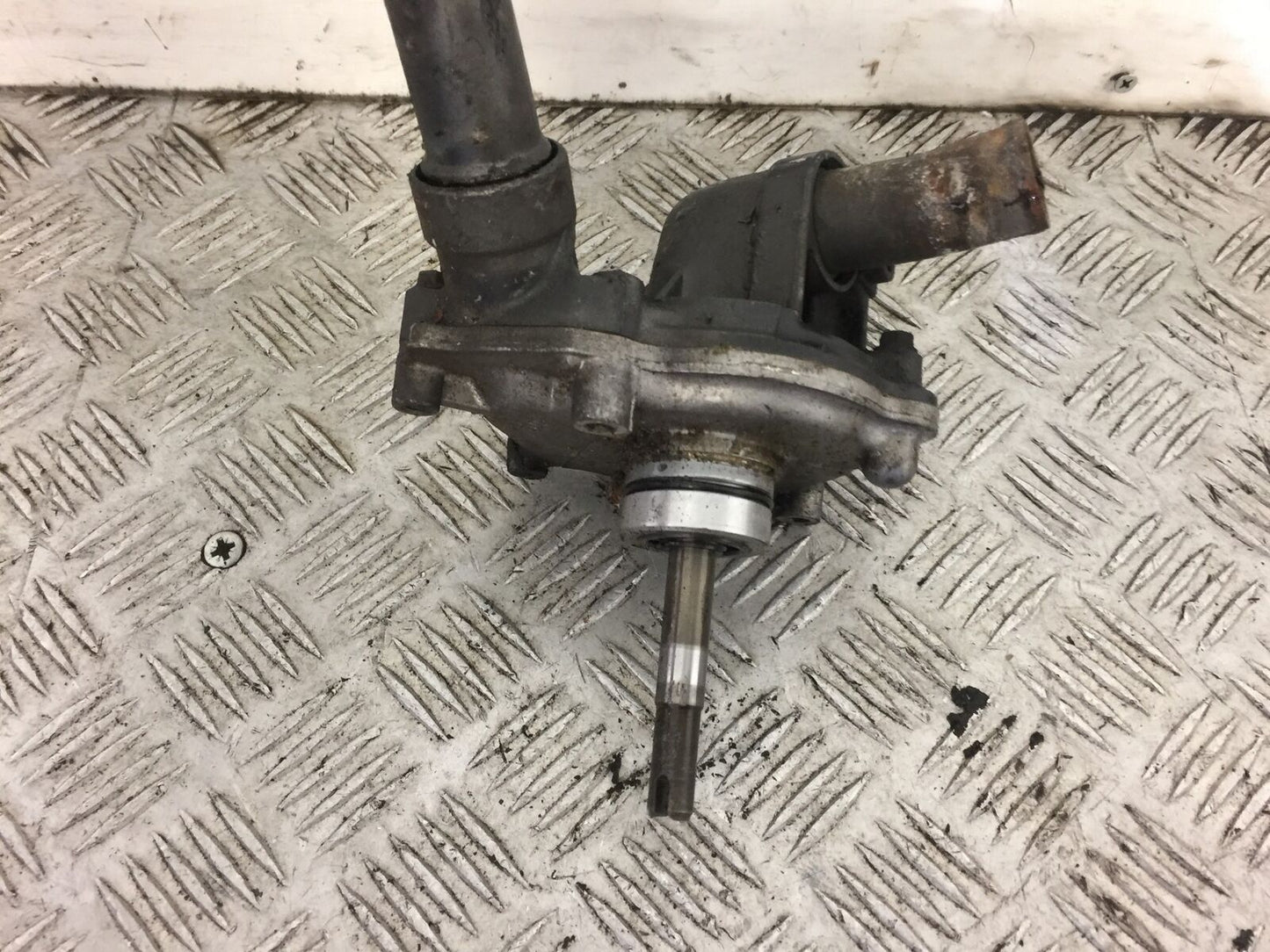 YAMAHA FZR1000 FZR 1000 GENESIS WATER PUMP (STOCK 433)