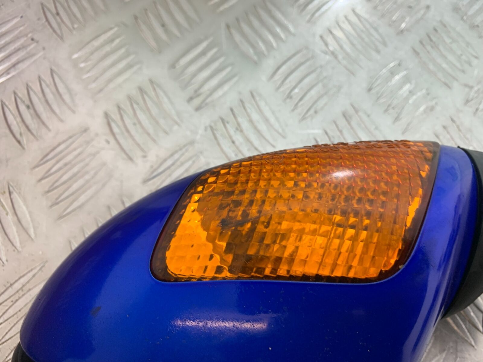 HONDA CBR1100 BLACKBIRD LEFT MIRROR     YEAR 1999-2005 (CMB1103)
