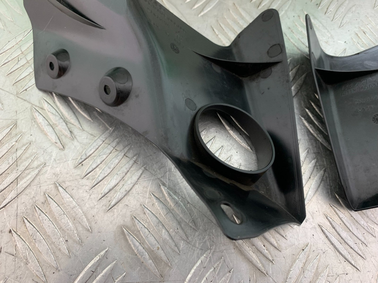 KTM 690 DUKE R LC4 FRAME COVER INFILLS YEAR 2012-2015  (CMB1180)
