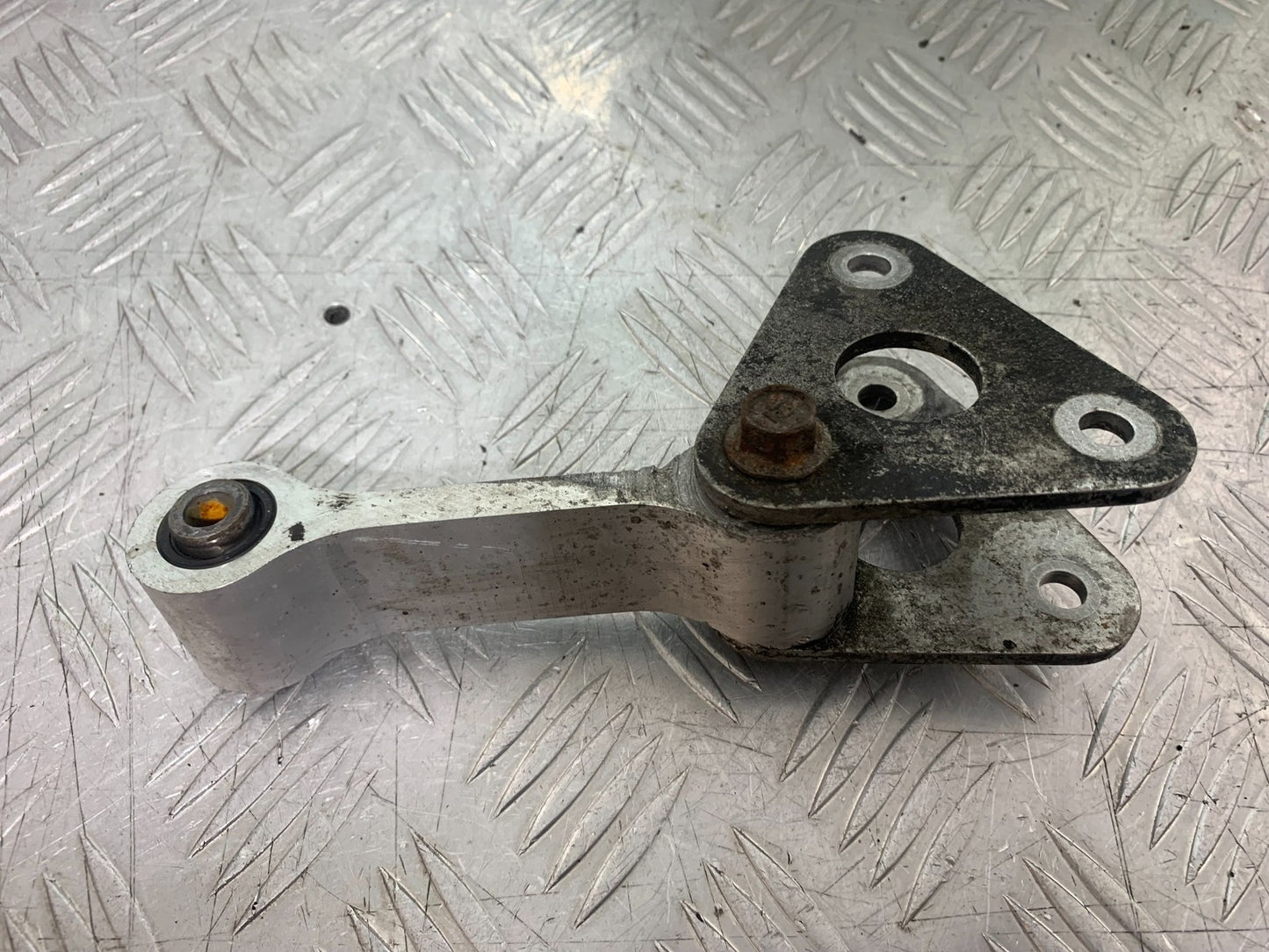 HONDA VFR800 PRE V-TEC REAR SHOCK LINKAGE   YEAR 1998-2001 (CMB1233)
