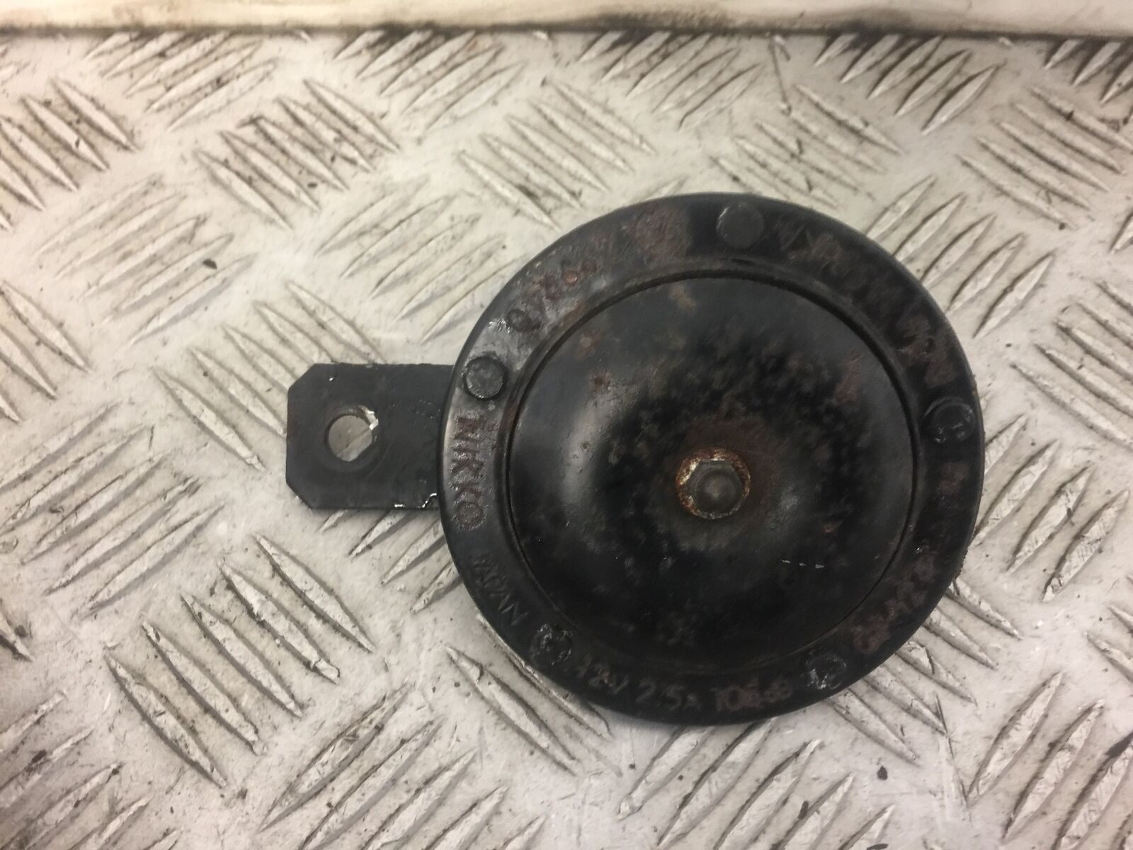 YAMAHA FJ1200 FJ 1200 3XW HORN YEAR 1991 (STOCK 482)