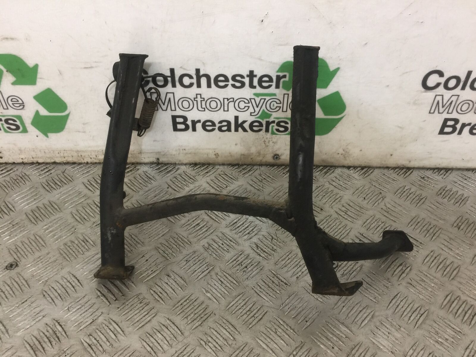 TRIUMPH 1050 SPRINT CENTER STAND YEAR 2004-2007 (STOCK 888)