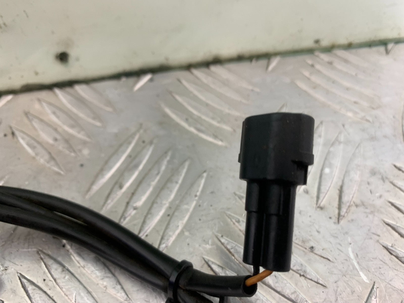 KTM 690 DUKE R LC4 FUEL PETROL TANK SENDER YEAR 2012-2015  (CMB1180)