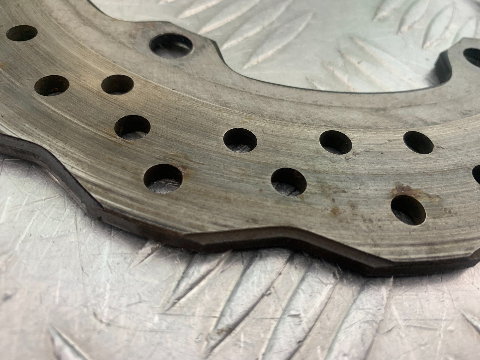 YAMAHA YZF R7 REAR BRAKE DISC  YEAR 2022-2025 (CMB1255)