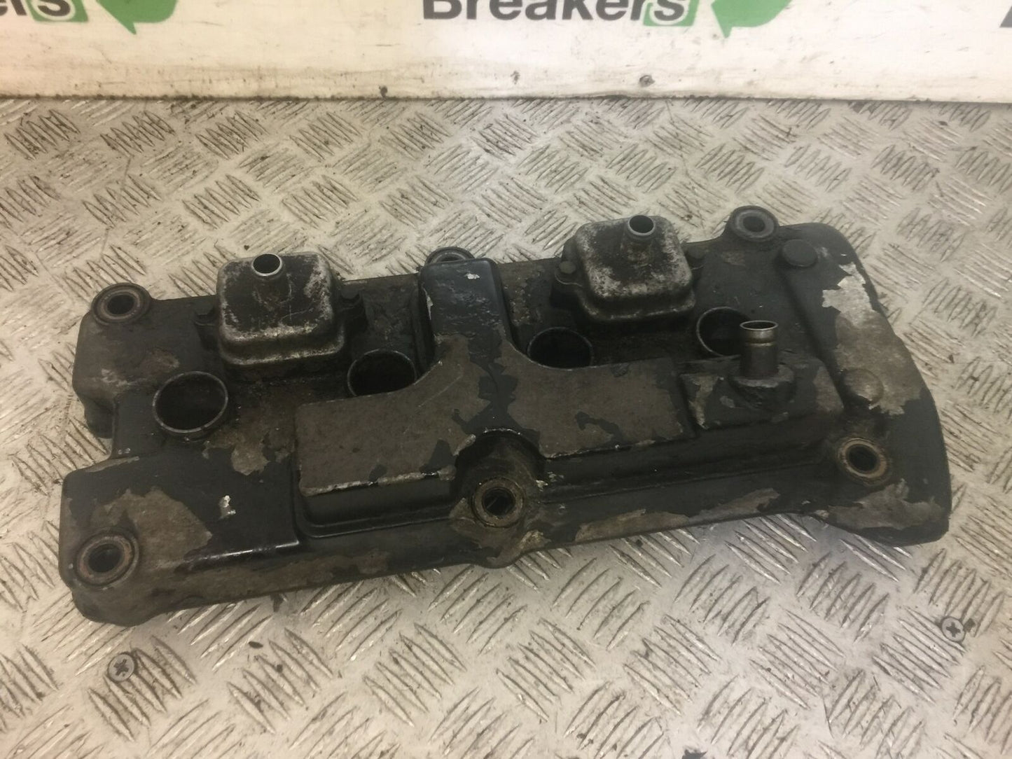 HONDA CBR1100 BLACKBIRD ROCKER COVER YEAR 2001 (STOCK 390)