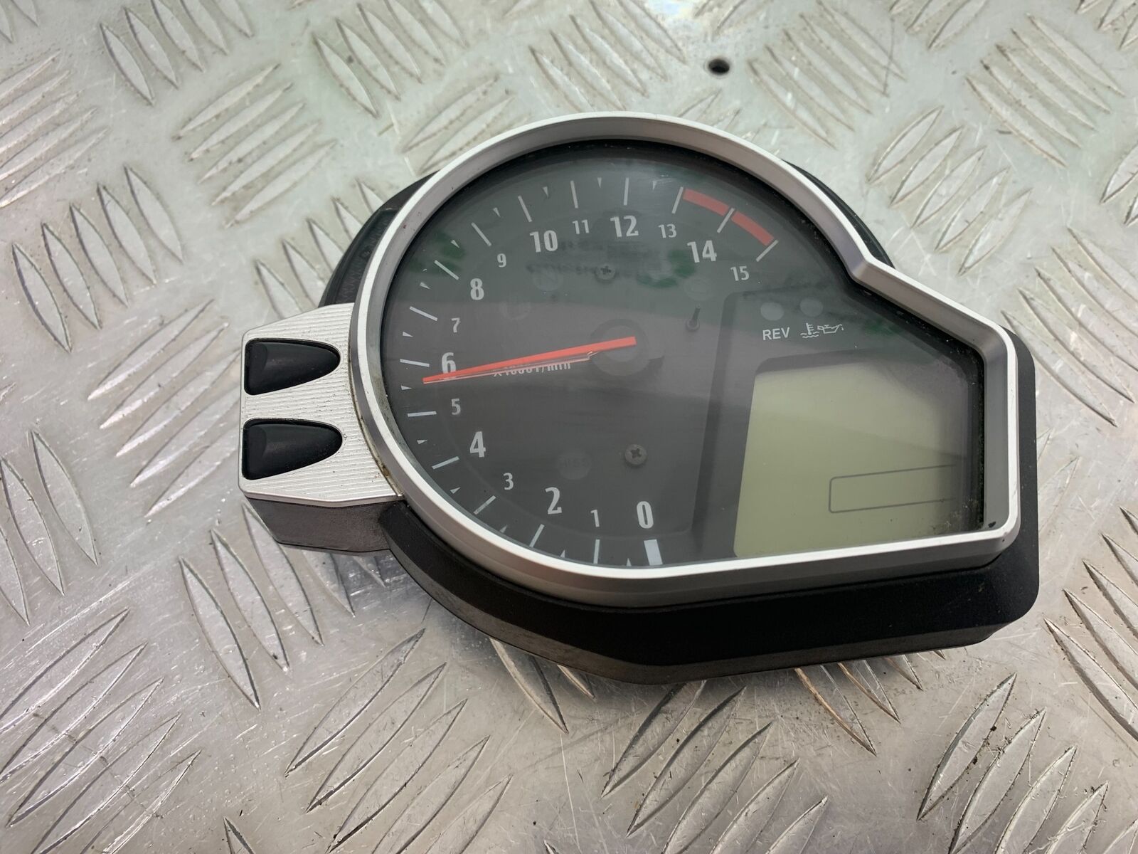 HONDA CBR1000 rr FIREBLADE CLOCKS SPEEDO DASH   2008-2011 (CMB1037)