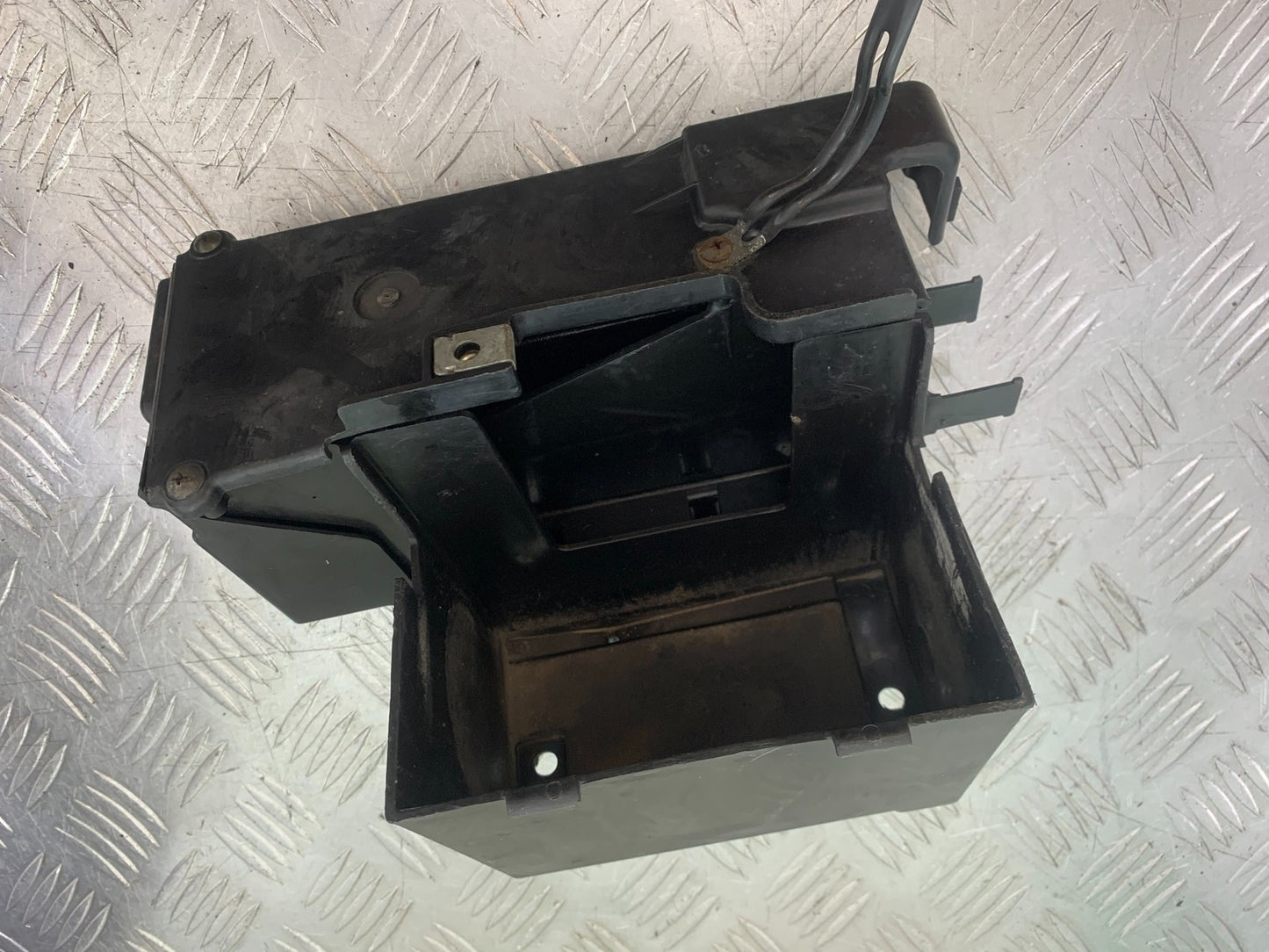 HONDA VT750 SHADOW BATTERY BOX  YEAR 2003-2004 (CMB1265)
