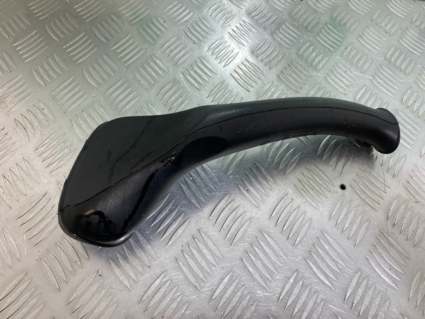 BMW F800 GT AIR TUBE  YEAR 2013-2017 (CMB1031)