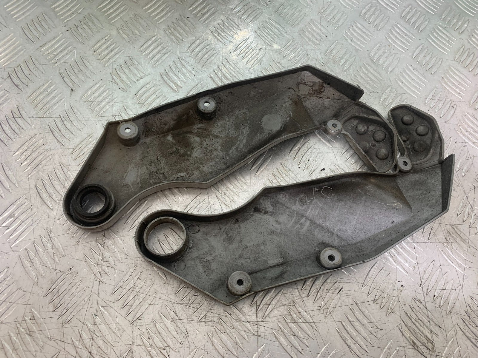 KAWASAKI Z750 Z 750 LEFT AND RIGHT FRAME COVERS  YEAR 2004-2006  (CMB1234)