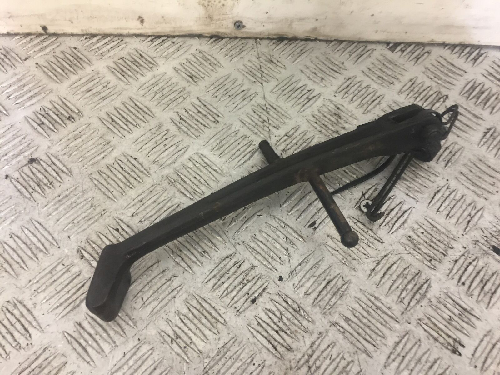 SUZUKI RF600 RF 600 SIDE STAND  YEAR 1996 (STOCK 679)