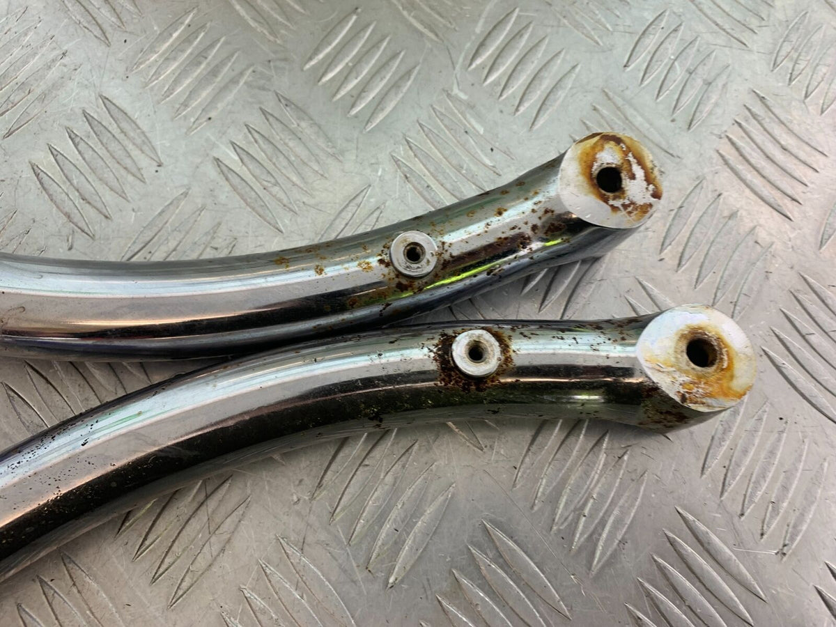 SUZUKI VS1400 VS 1400 INTRUDER REAR FOOTPEGS AND RAILS   YEAR 1988 (CMB1077)