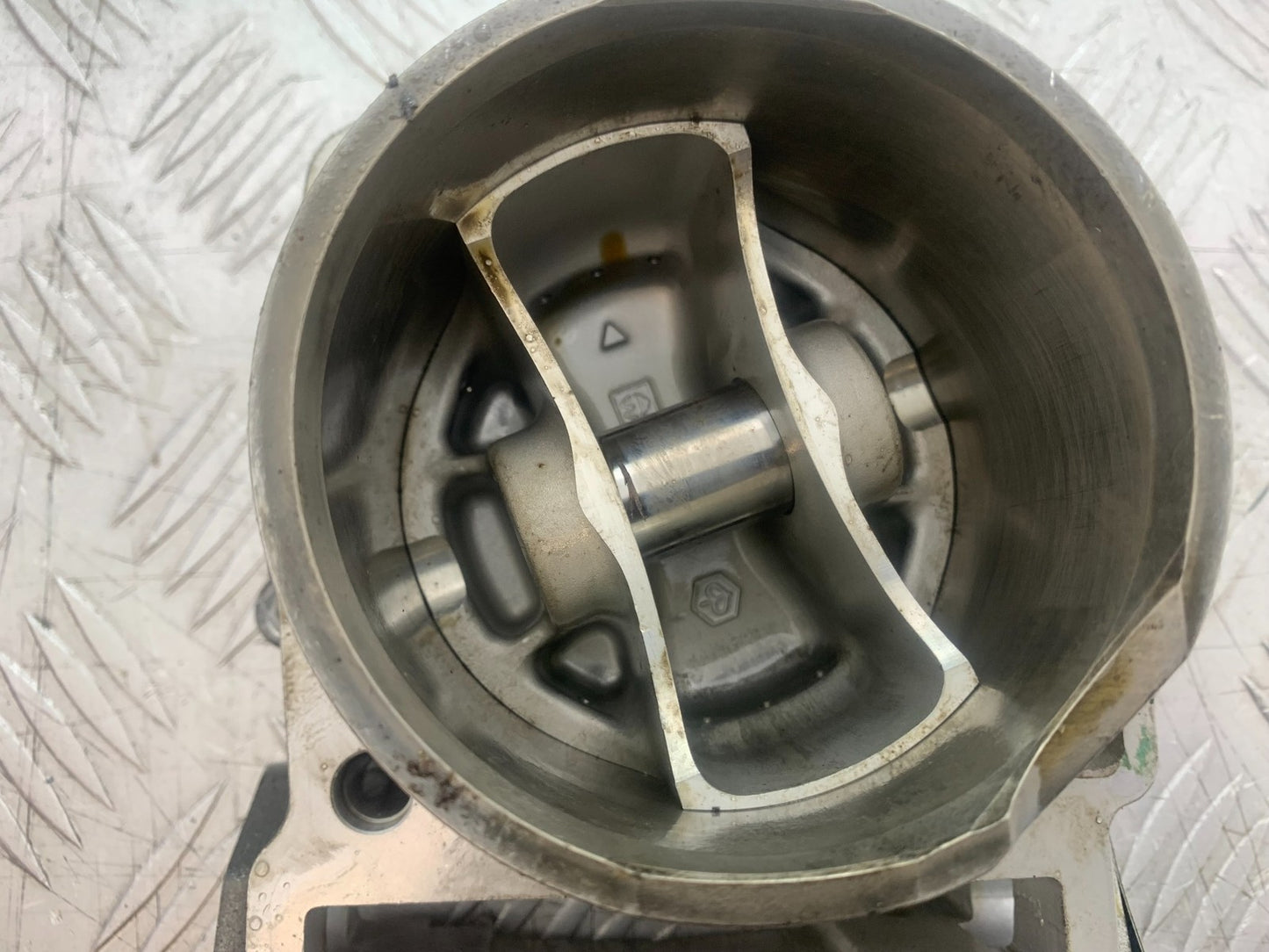 APRILIA SL750 SL 750 SHIVER FRONT BARREL AND PISTON YEAR 2008-2016 (CMB1242)