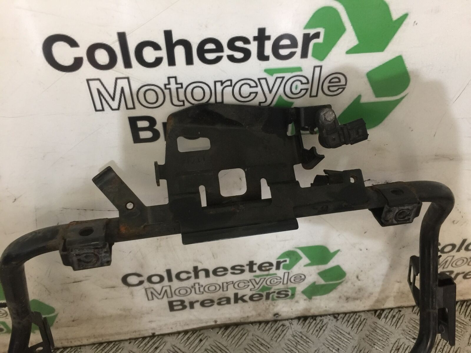 TRIUMPH TROPHY 1215 SE FAIRING BRACKET  2012-2017 (STOCK 740)