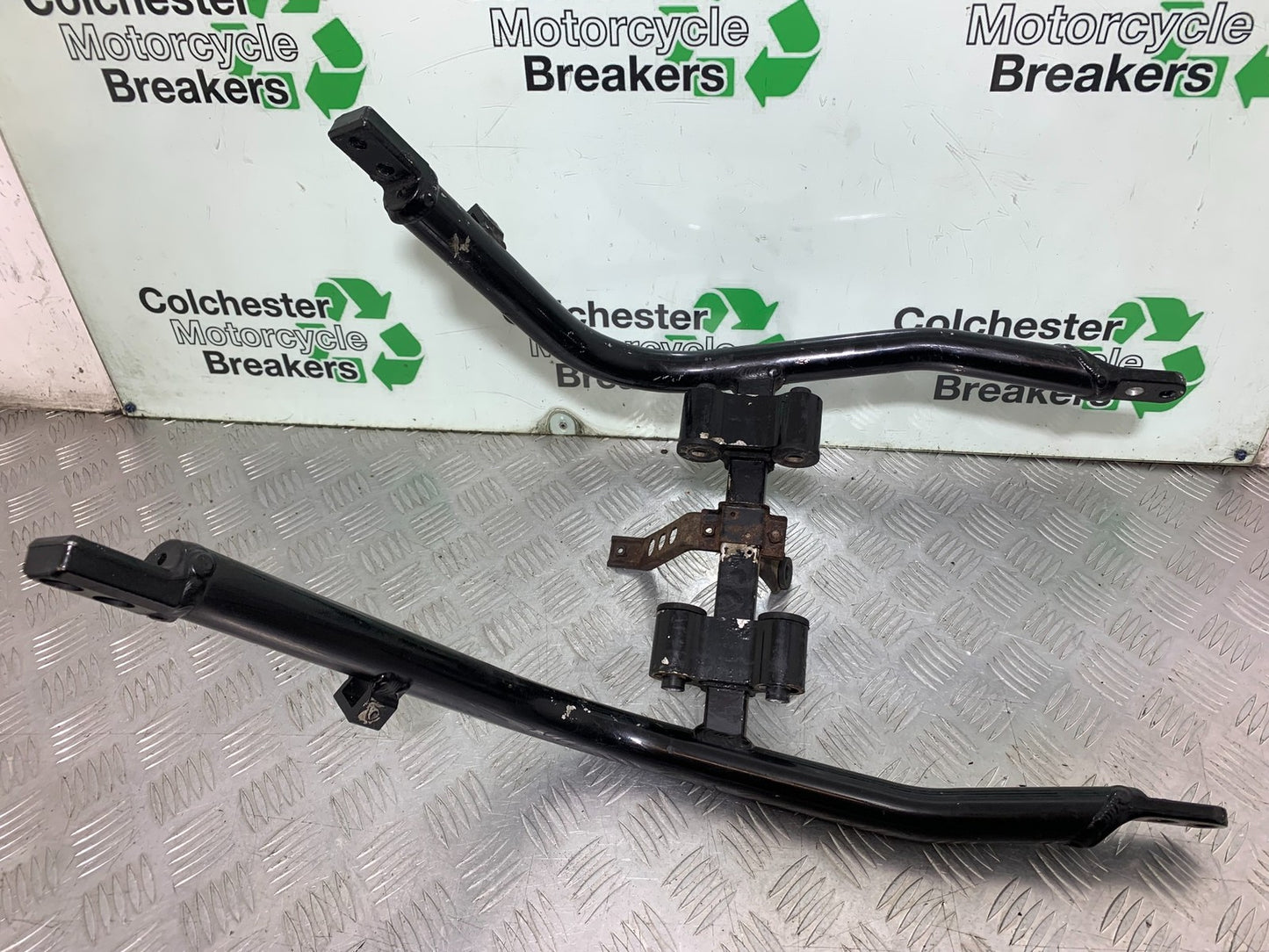 KAWASAKI ZZR1100 D ENGINE CRADLE YEAR 1993-2001 (CMB1189)