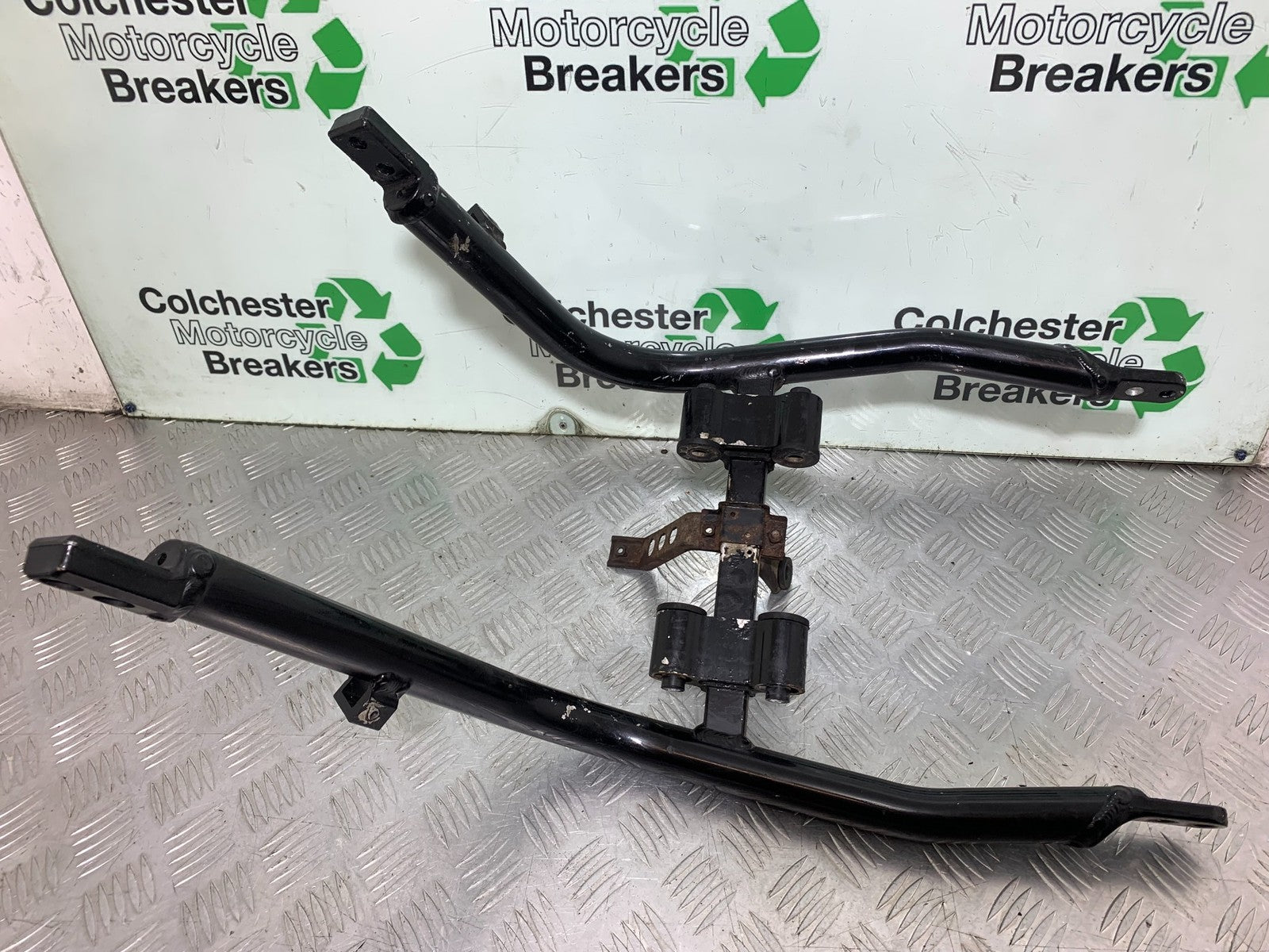 KAWASAKI ZZR1100 D ENGINE CRADLE YEAR 1993-2001 (CMB1189)