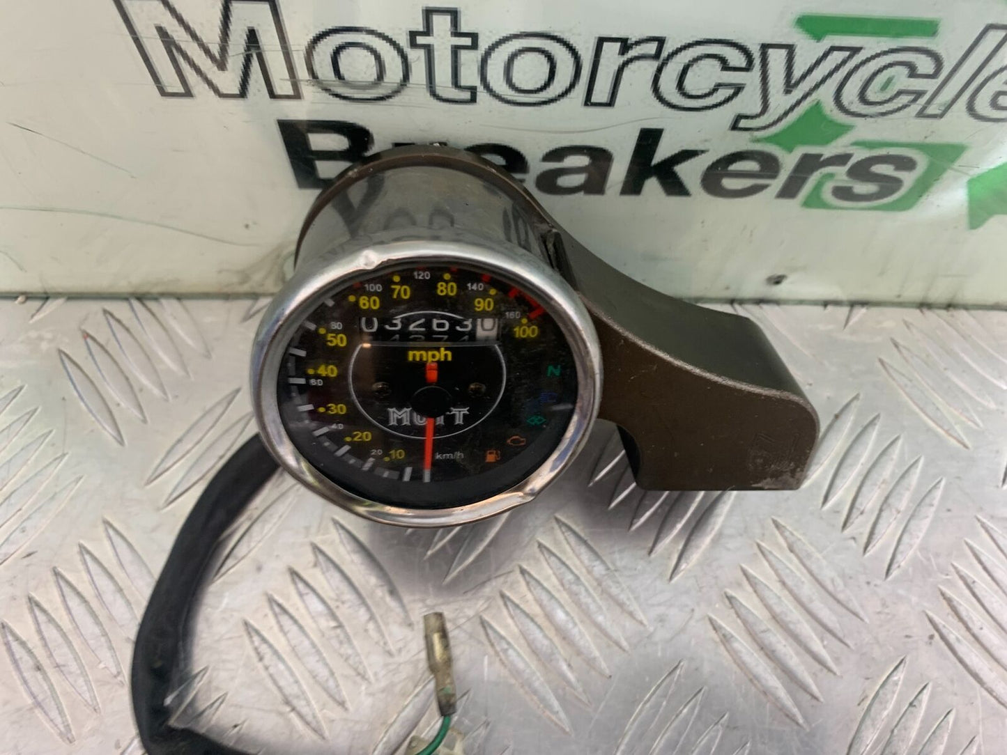 MUTT GT-SS 125 CLOCKS SPEEDO DASH  YEAR 2020- 2024  (CMB1085)