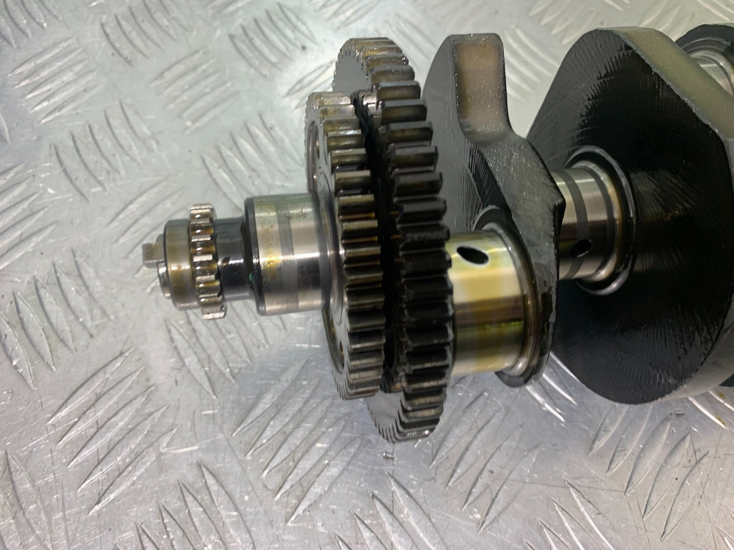 TRIUMPH 955I SPRINT RS CRANKSHAFT  YEAR 1999-04