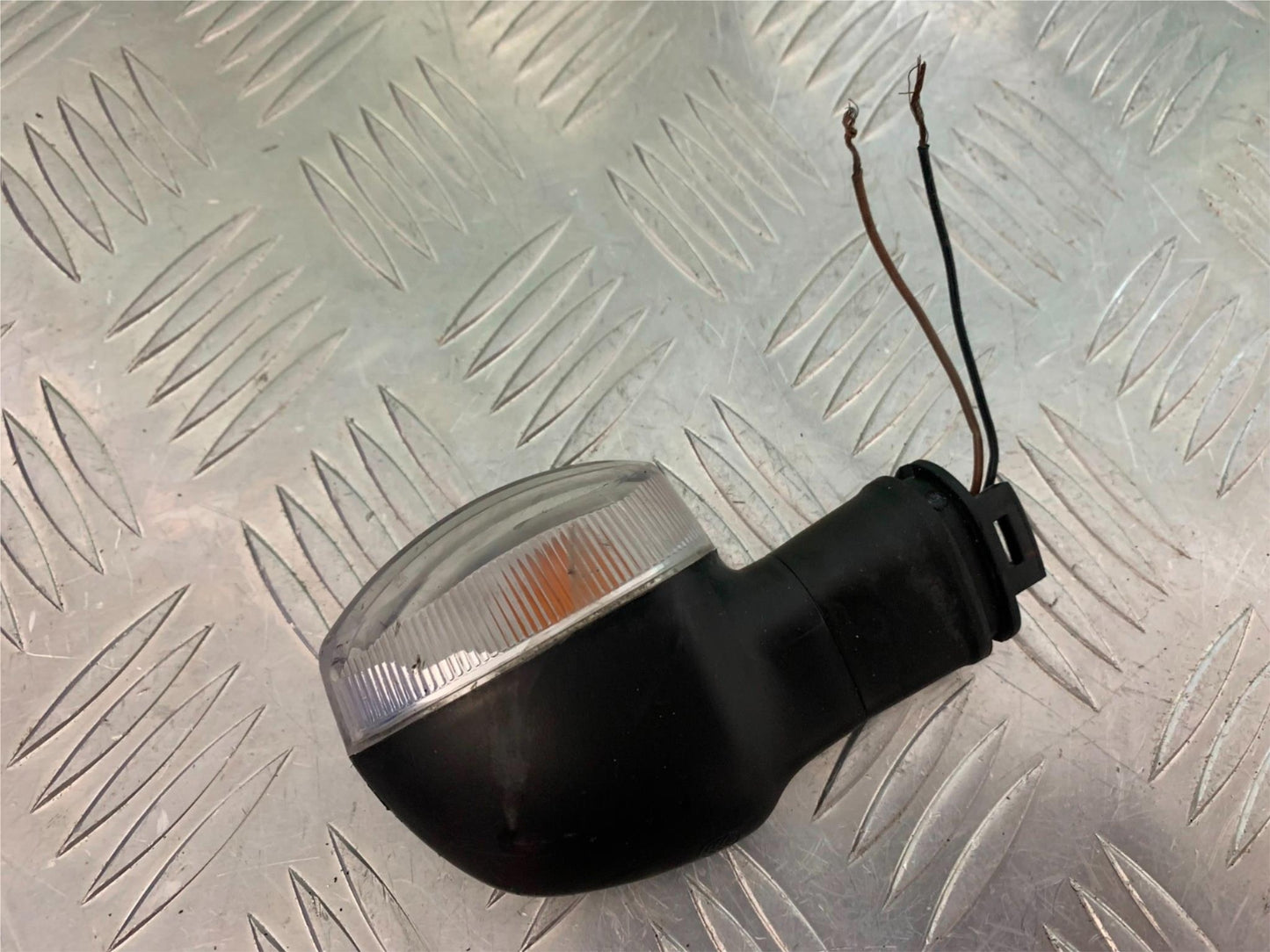 YAMAHA MT09 MT-09 TRACER 900 GT FRONT LEFT INDICATOR  YEAR 2018-2020 (STOCK 982)