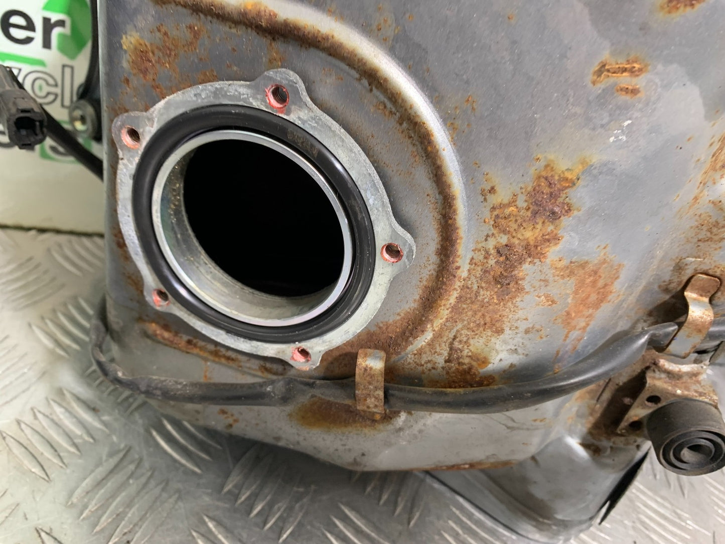KAWASAKI GTR1400 GTR 1400 PETROL TANK  YEAR 2007-2009 (CMB1306)