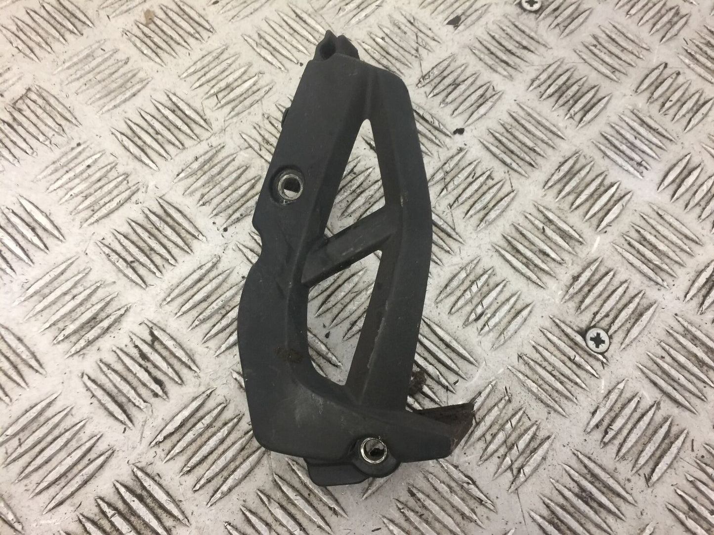 YAMAHA MT 125 MT125 SPROCKET COVER YEAR 2014-2019  (STOCK 593)