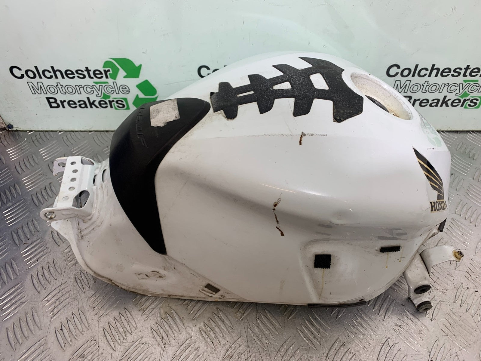 HONDA CB650F CB 650 FA-E PETROL TANK  YEAR 2014-2017 (CMB1226)