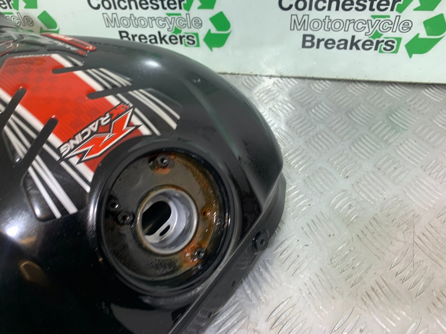KAWASAKI ZX10R ZX 10R PETROL TANK  YEAR 2011-2015 (CMB1154)