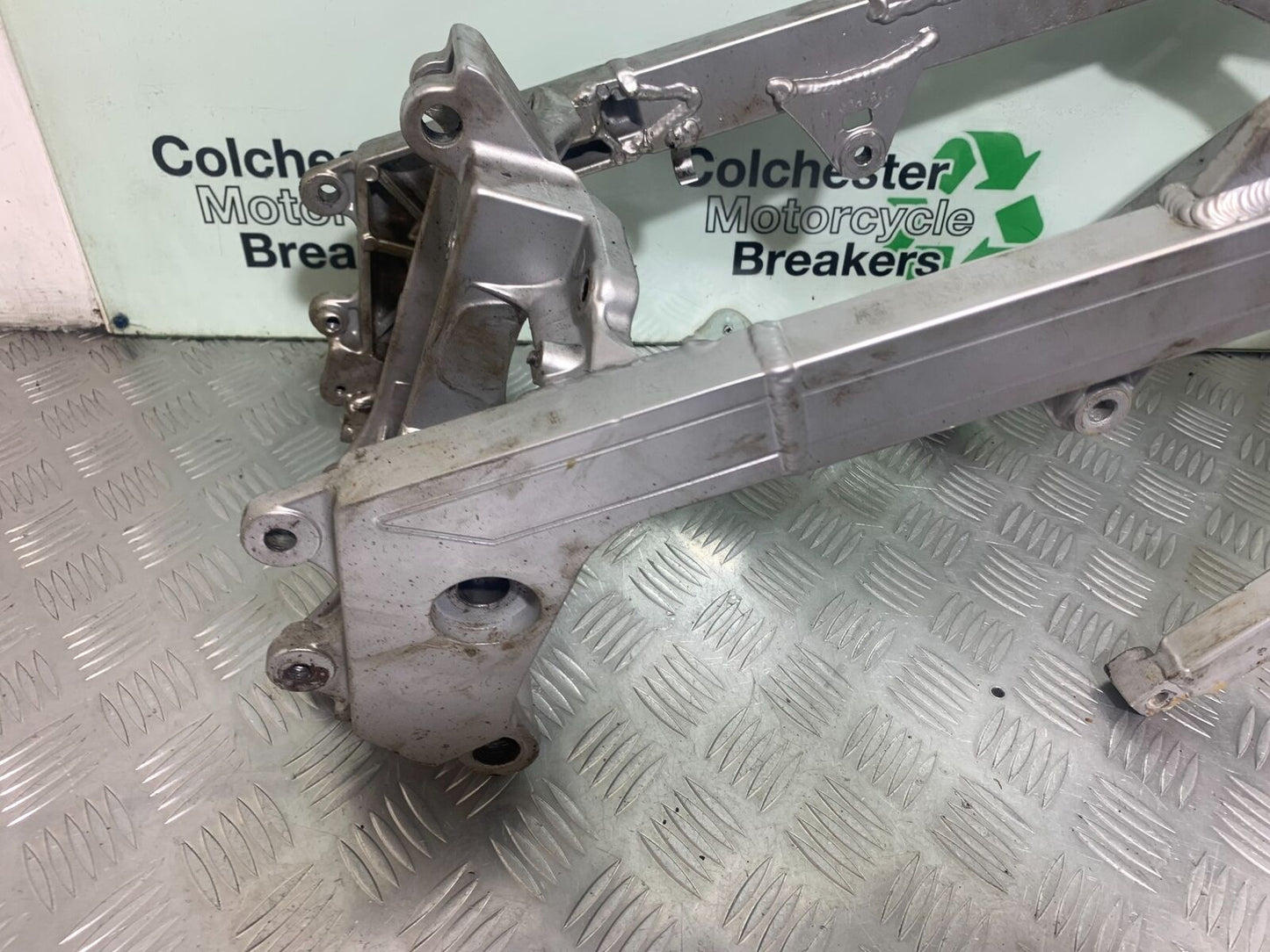 HONDA VFR400 VFR 400 NC21 FRAME AND REG   YEAR 1986-87 (CMB1043)