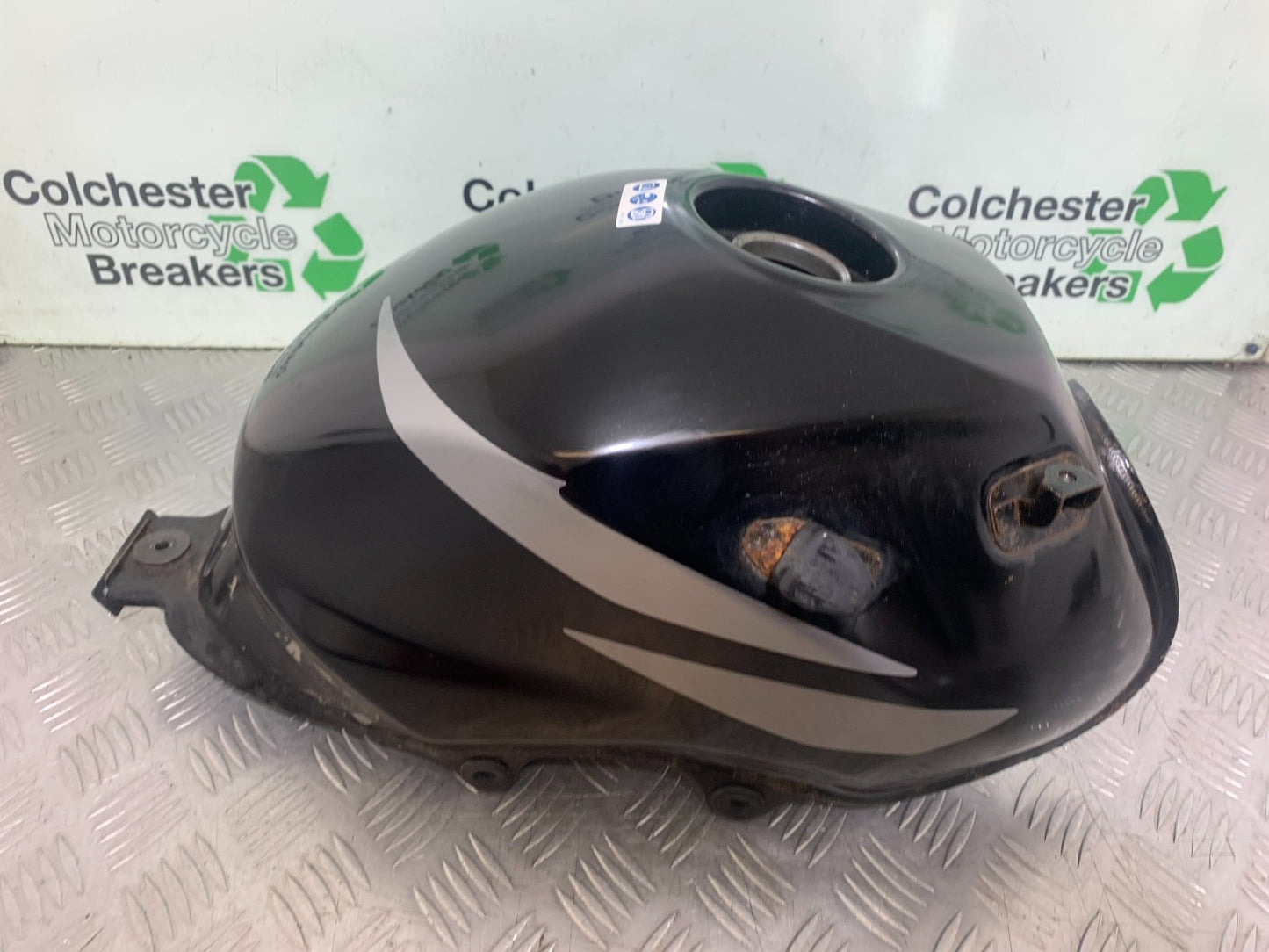 HONDA CBF125 CBF 125 PETROL TANK YEAR 2009-14  (CMB1172)
