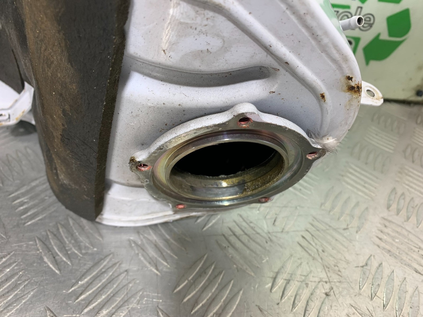 KAWASAKI ZX10R ZX10 R PETROL TANK  2008-2010 (CMB1301)