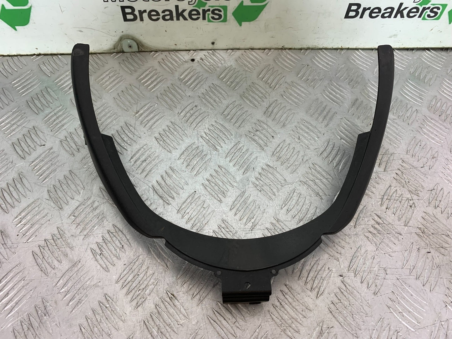 KAWASAKI GTR1400 GTR 1400 FAIRING V-PIECE  YEAR 2007-2009 (CMB1306)