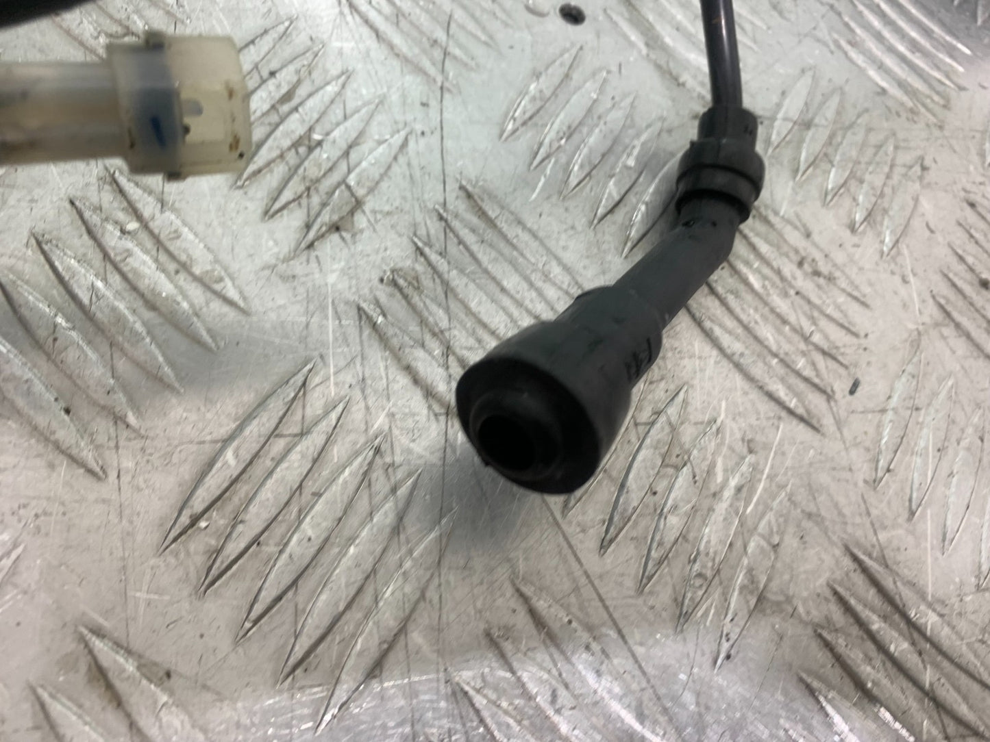 ROYAL ENFIELD HIMALAYAN 411 COIL AND CAP  YEAR 2018-2023 (CMB1279)