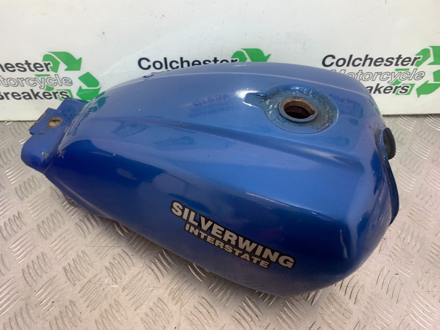 HONDA GL500 GL 500 SILVERWING PETROL TANK    YEAR 1981-82 (CMB1168)