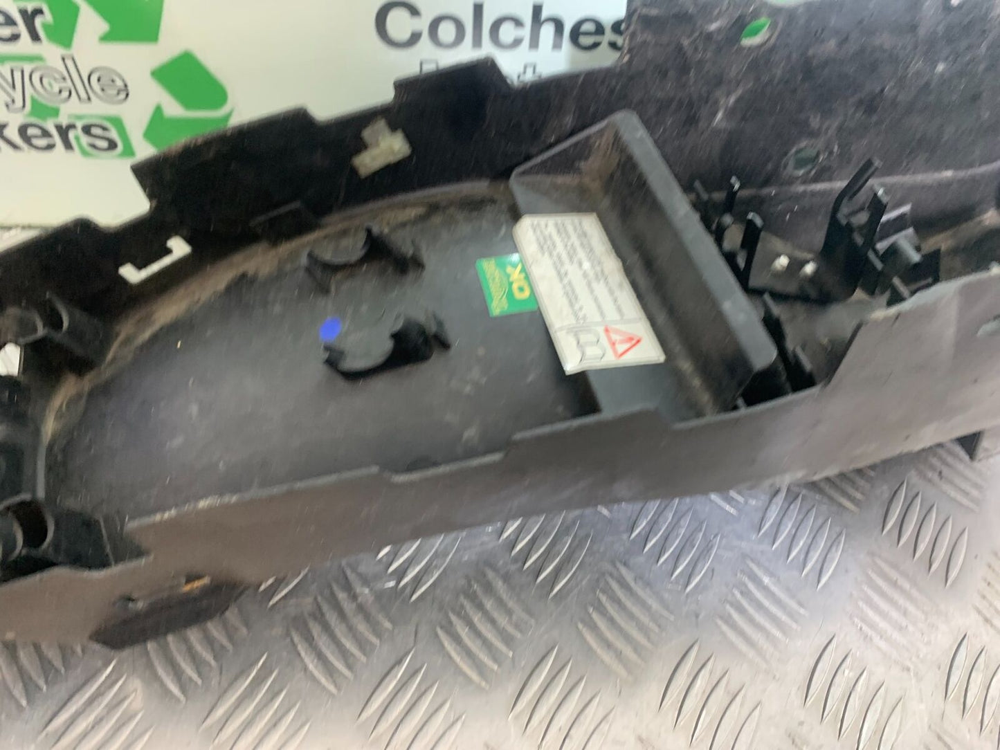 TRIUMPH TIGER 800 UNDERTRAY    YEAR 2011-2014 (CMB1113)