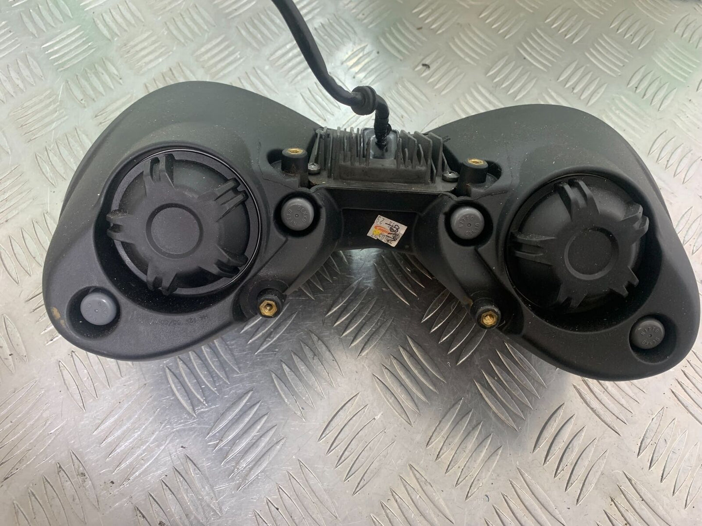 TRIUMPH 1050 SPEED TRIPLE HEADLIGHT  YEAR 2018-2020 (CMB1029)