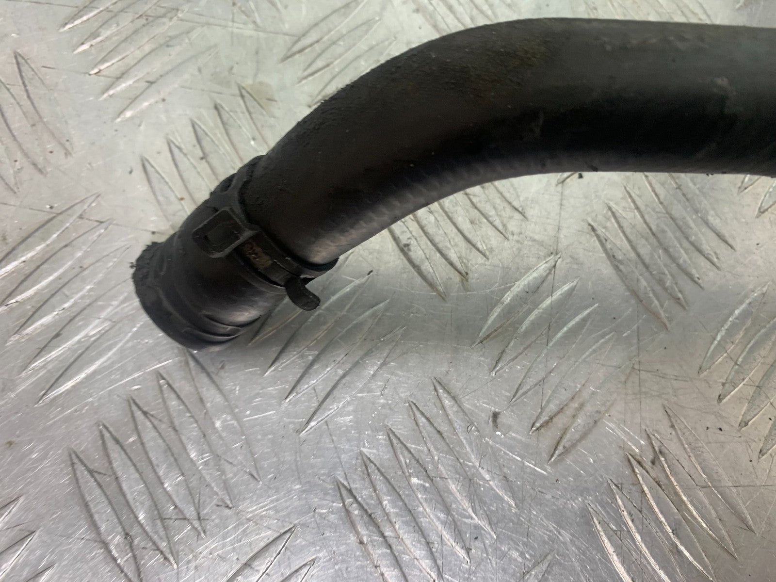 TRIUMPH 675 STREET TRIPLE RADIATOR HOSE 2013-2016 (CMB1186)