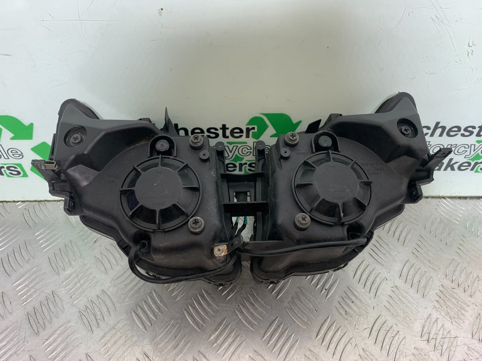 HONDA CBR1000 rr FIREBLADE HEADLIGHT (GENUINE PART)   2012-2016 (CMB1280)