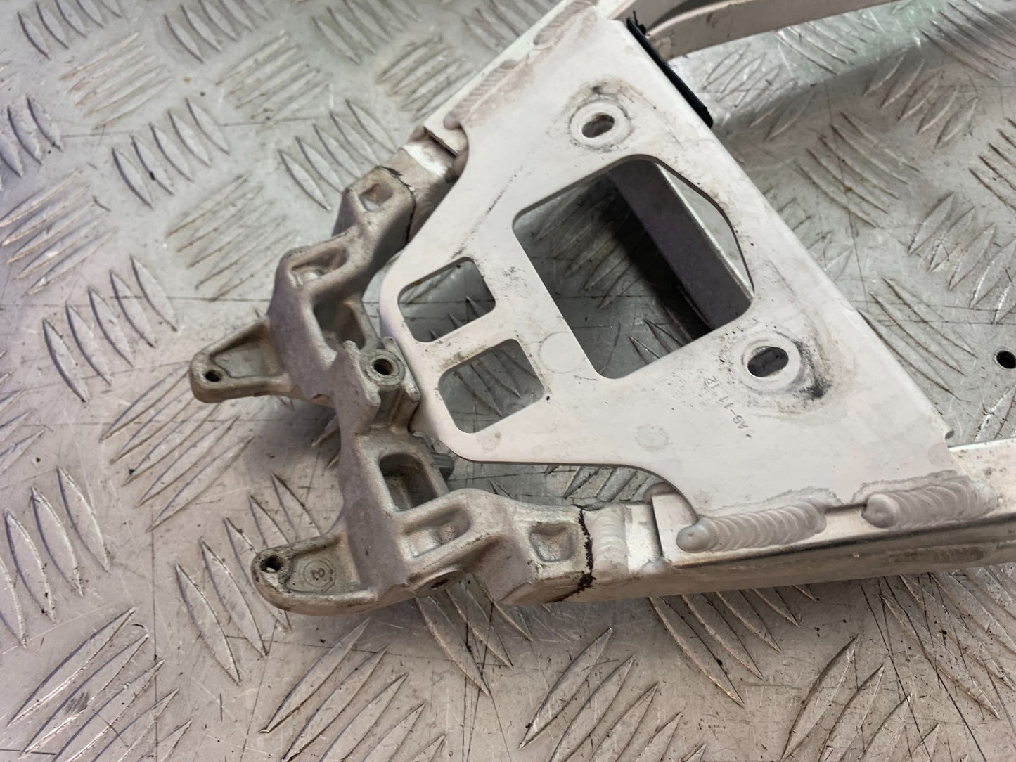 APRILIA RSV4 FACTORY REAR SUBFRAME   YEAR 2009-2012 (CMB1224)