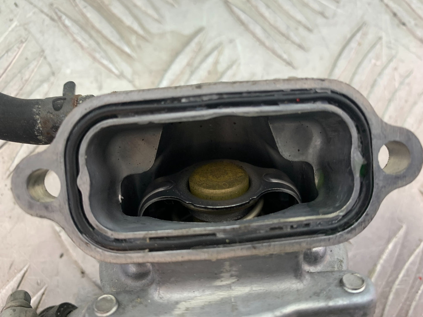 KAWASAKI ZX10R ZX 10R THERMOSTAT    YEAR 2011-2015 (CMB1154)